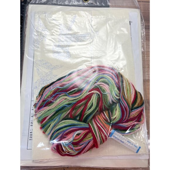 RARE Bucilla Crewel Kit Hummingbirds 8"x18" Floral Embroidery Craft Complete Set - Picture 4 of 4